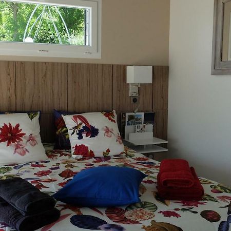 La Cadanise Bed & Breakfast Saint-Eloy-les-Mines Bagian luar foto