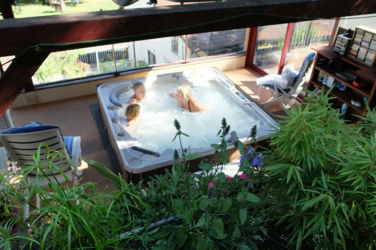 La Cadanise Bed & Breakfast Saint-Eloy-les-Mines Bagian luar foto